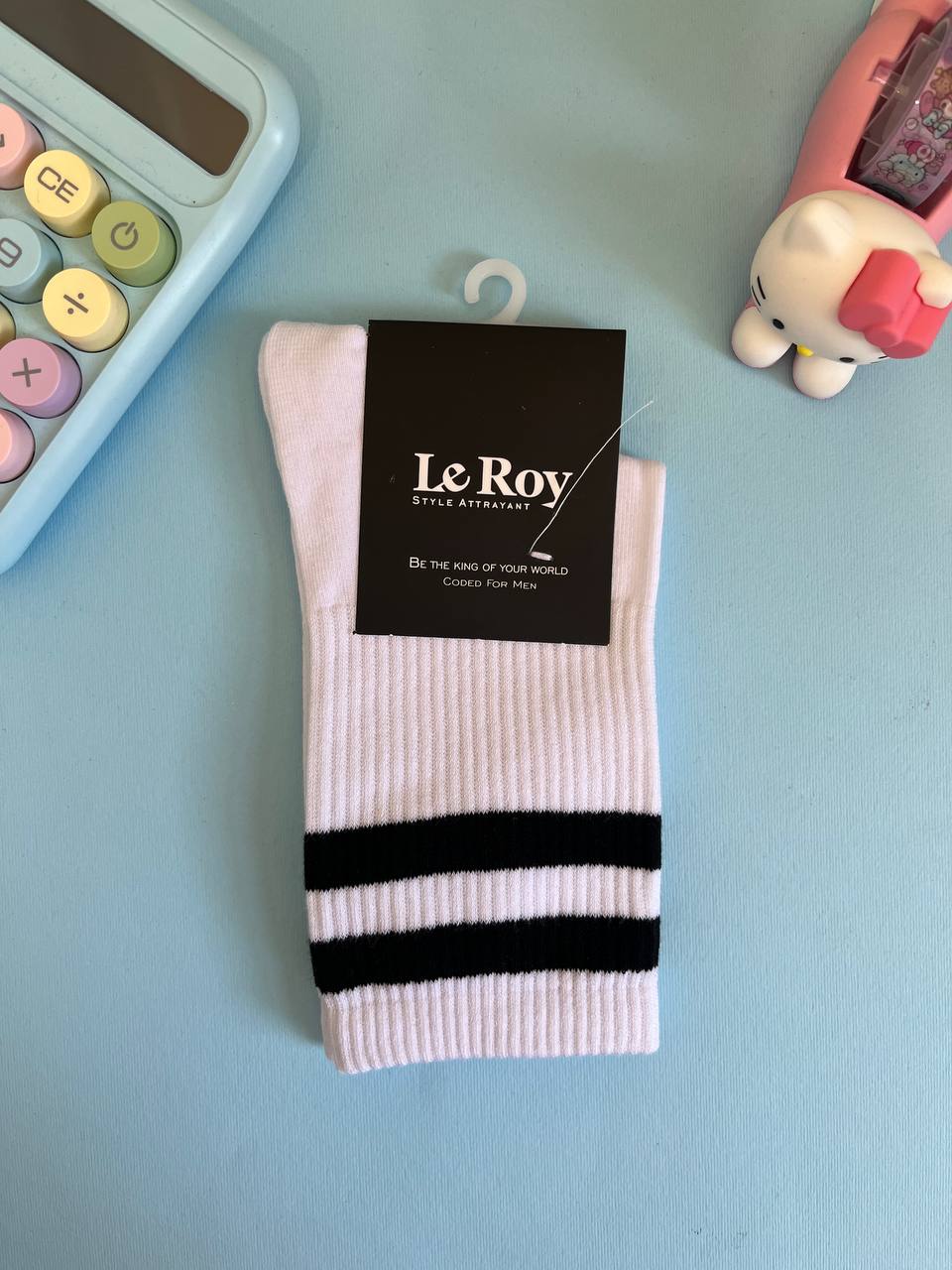 جوراب ساق‌دار سفید خط‌دار