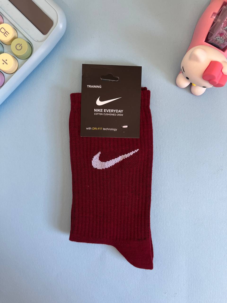 جوراب ساق‌دار نایکی زرشکی